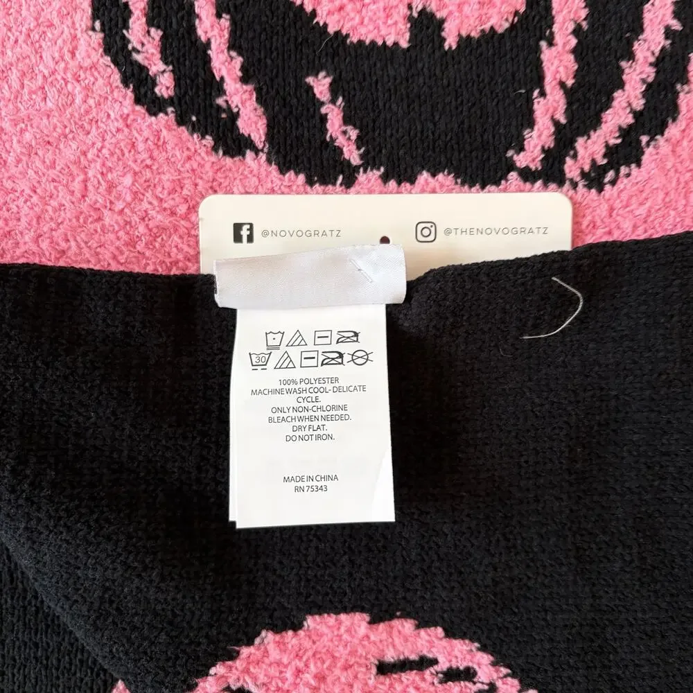 Novogratz Halloween Pumpkin Throw Blanket 50x70 Reversible Hot Pink & Black NEW